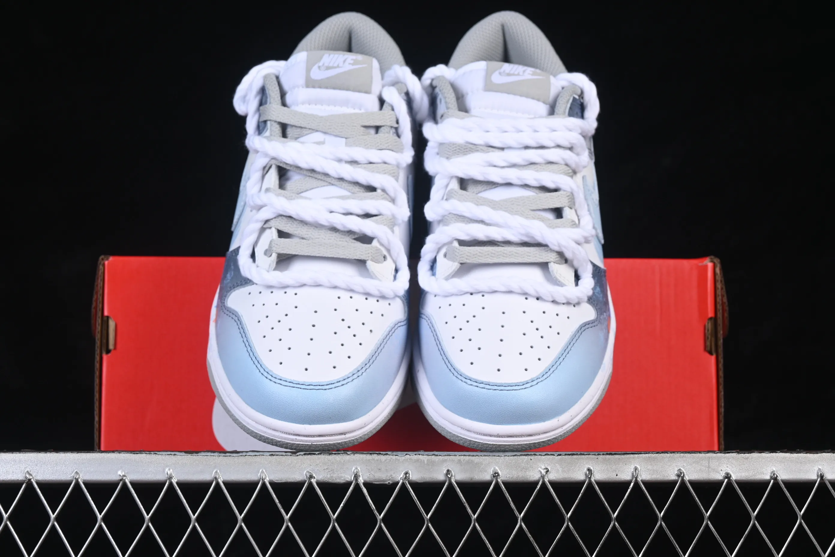 All categories Nk SB Dunk Series Nk SB Dunk Low High-end customized low-top sneakers Nike SB Dunk Low Fantasy Starry Sky Straps Low-top casual sneakers DD1391-103